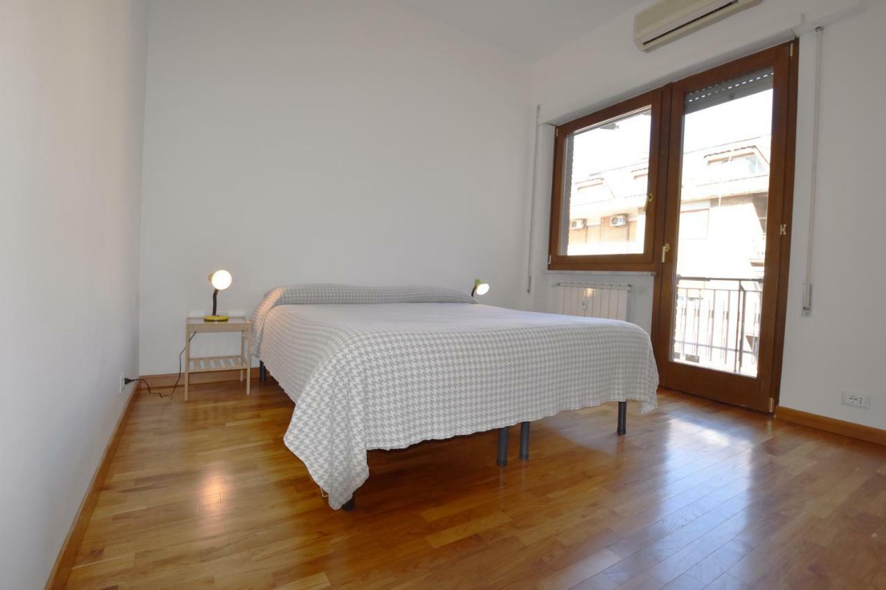 Nice And Warm Rooms โรม ภายนอก รูปภาพ